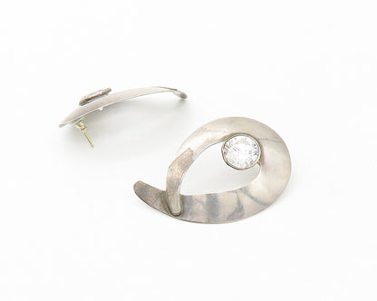 925 Sterling Silver  Vintage Cubic Zirconia Modernist Drop Earrings  EG8886