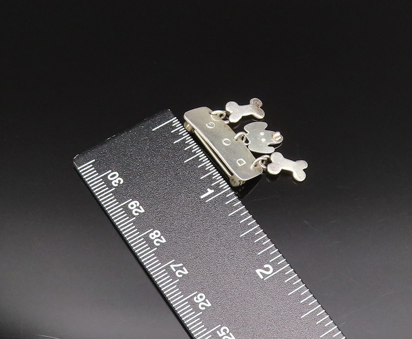 A&J HARVEY 925 Silver  Vintage Engraved Dog & Bones Charm Brooch Pin  BP9722
