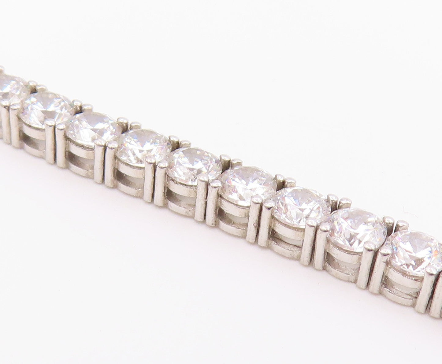 925 Sterling Silver Vintage Bracelet Heart Cut CZ Main Stone & CZ Band  BT10203