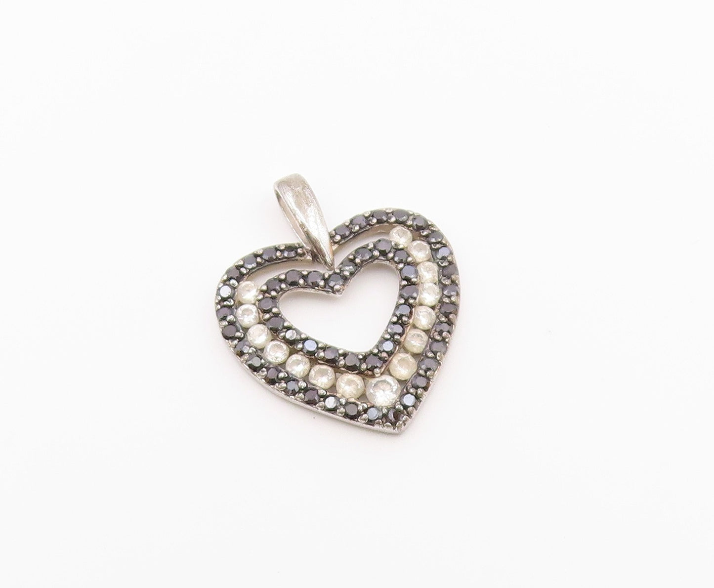925 Sterling Silver  Vintage Topaz & Black Hematite Heart Pendant  PT16435
