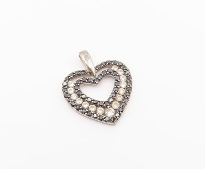 925 Sterling Silver  Vintage Topaz & Black Hematite Heart Pendant  PT16435