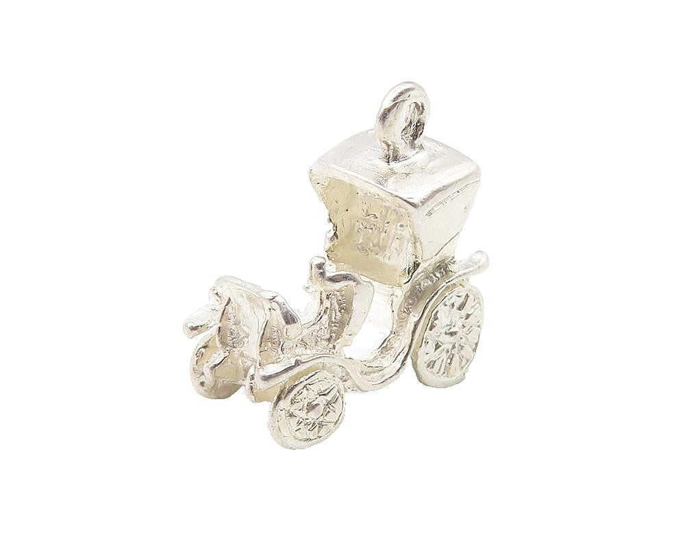 925 Sterling Silver  Vintage Shiny Old Fashioned Carriage Pendant  PT8139