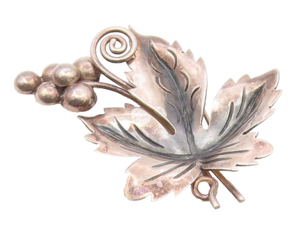 MEXICO 925 Sterling Silver  Vintage Dark Tone Grape Leaf Brooch Pin  BP4179