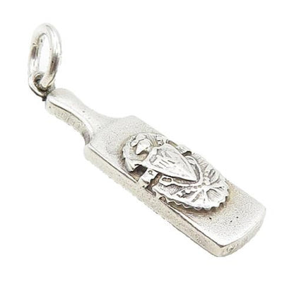 925 Sterling Silver  Vintage Petite Raised Detail Paddle Drop Pendant  PT6931