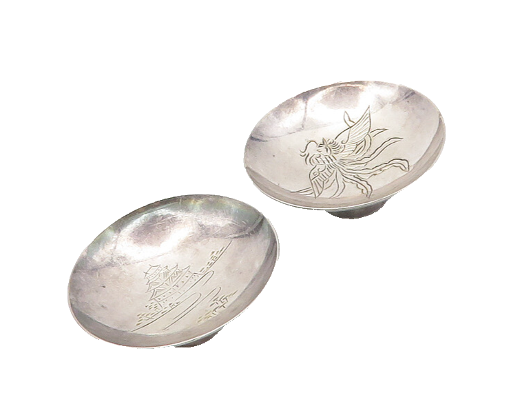JAPANESE 925 Silver  Vintage 2 Pcs Detailed Round Footed SAKI Bowls  TR2528