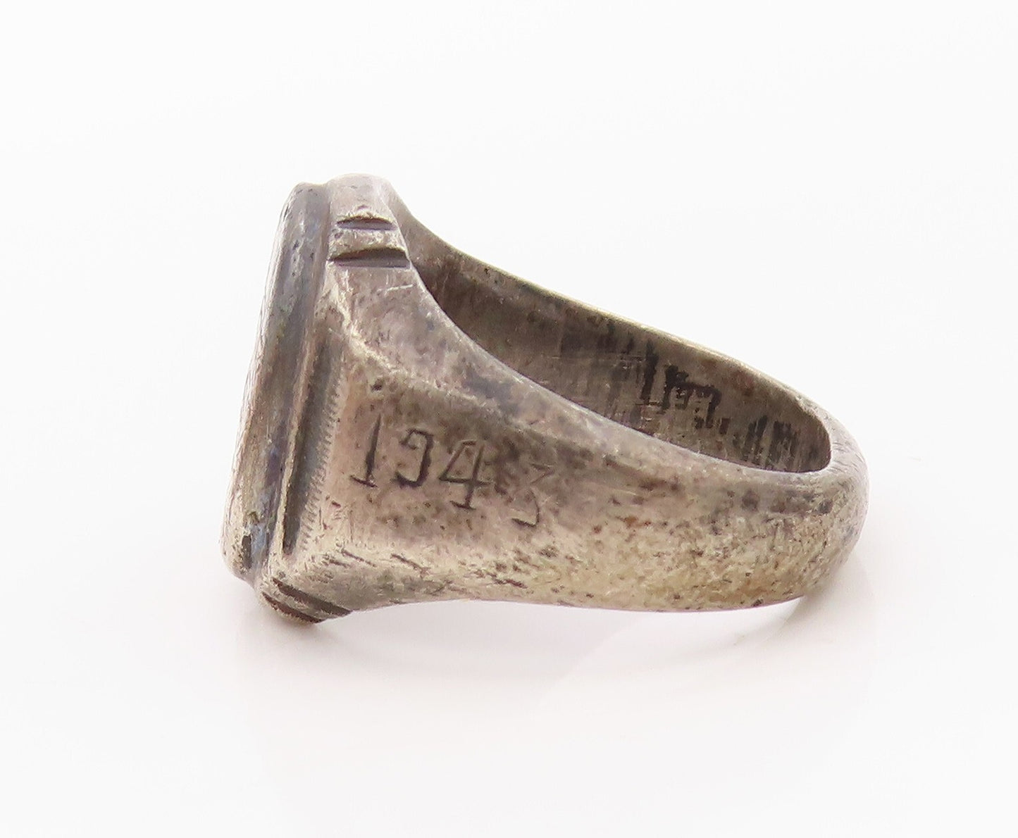 925 Sterling Silver Vintage Ring 1943 Antique Dark Tone Etched  SZ 8.5  RG32098