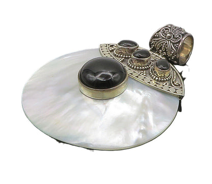 MERAV 925 Sterling Silver  Vintage Mother Of Pearl & Onyx Pendant  PT13186
