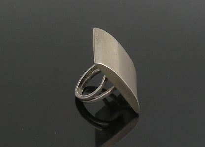 925 Sterling Silver  Vintage Smooth Hollow Square Band Ring Sz 7  RG23412