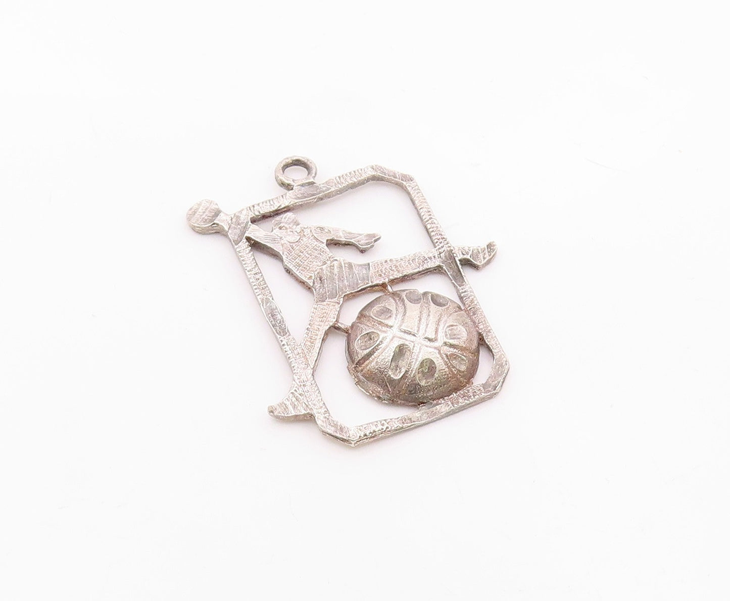 925 Sterling Silver  Vintage Chiseled Detail Basketball Sport Pendant  PT16588