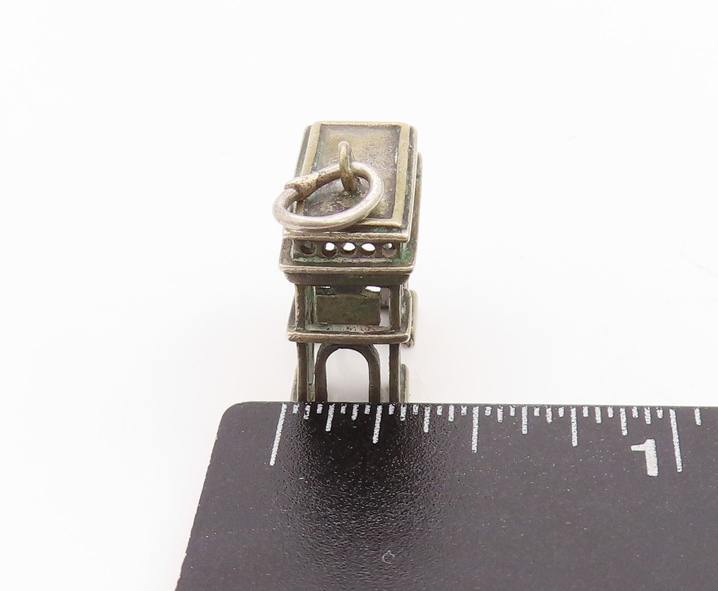 925 Sterling Silver Vintage Pendant Mini Carved Monument Charm  PT23515