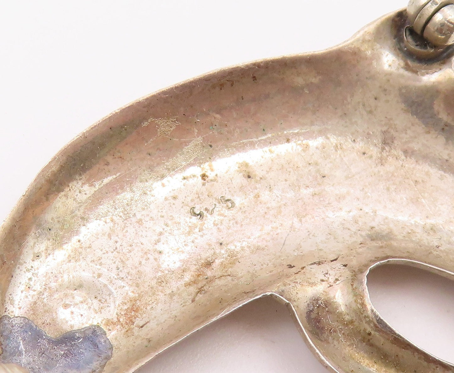925 Sterling Silver  Vintage Dark Tone Smooth Dolphin Motif Brooch Pin  BP3919