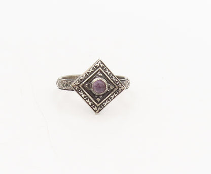 925 Silver Vintage Purple Topaz Etched Square Delicate Ring Sz 6.75 RG26811