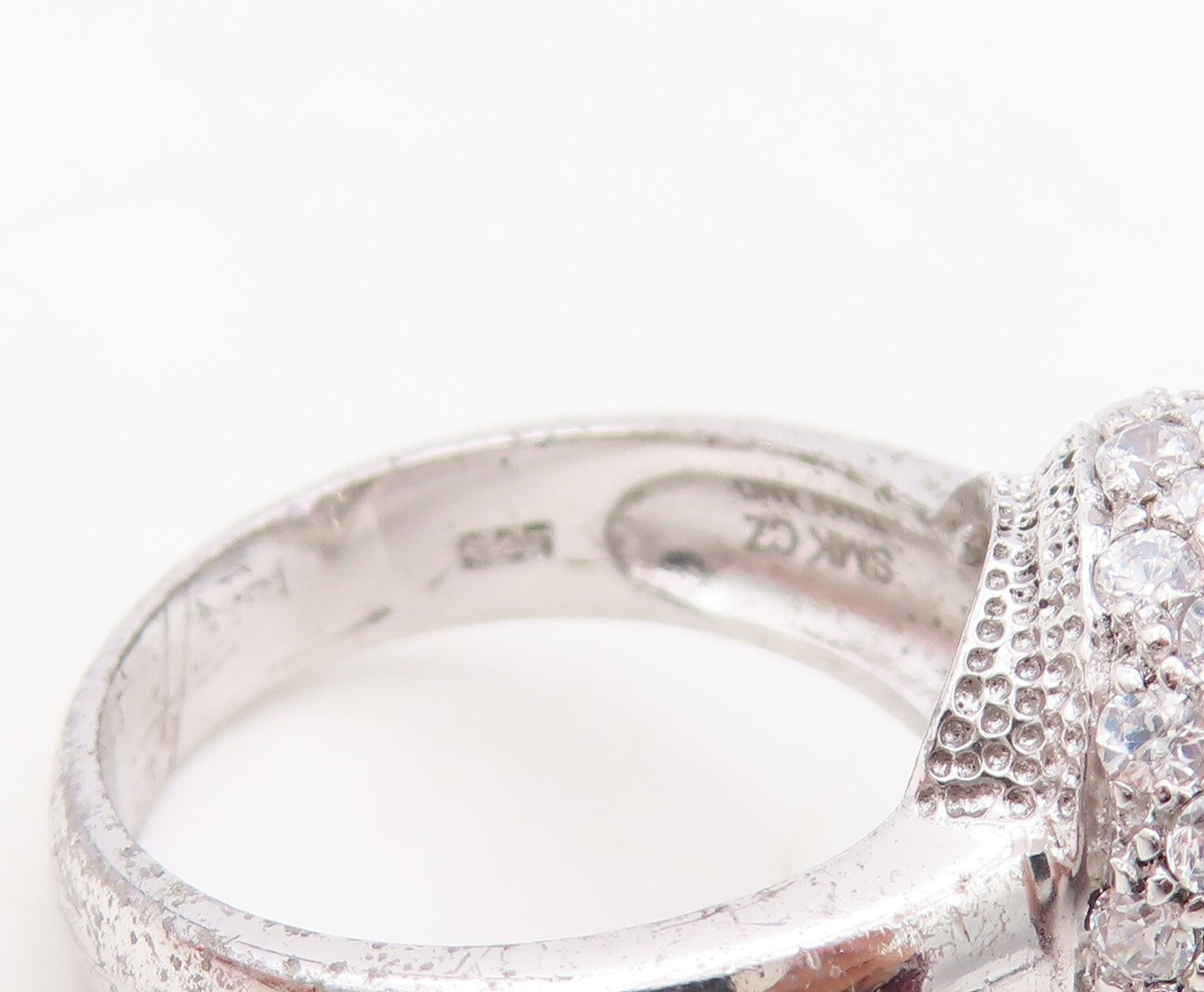 925 Sterling Silver Vintage Ring Drop Cut Halo Round CZ  Sz 7  RG30497
