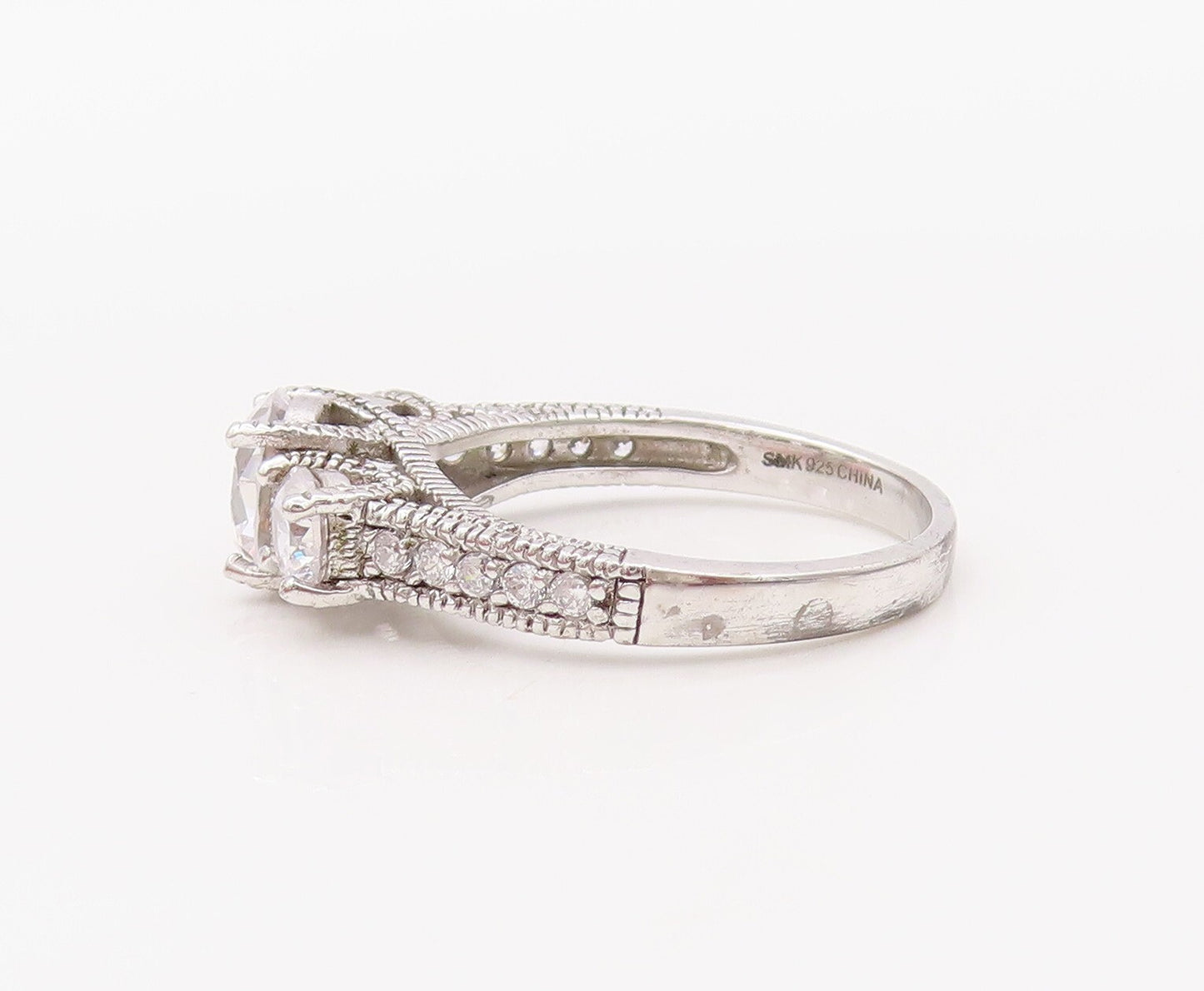 925 Sterling Silver Vintage Ring Modernist 3 White CZ Inlay  Sz 7  RG30295