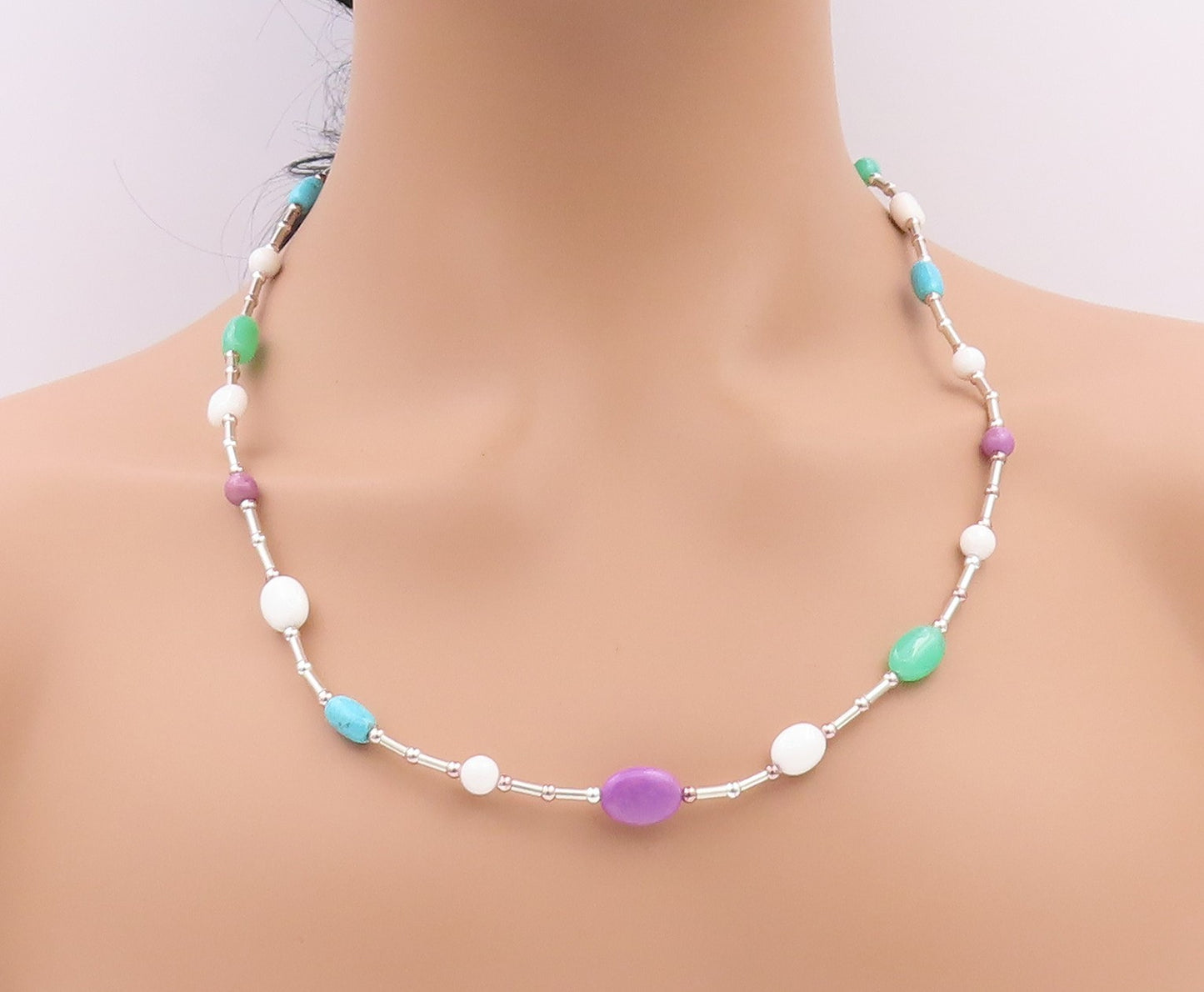 925 Sterling Silver Vintage Necklace Cabochon Turquoise Jade & Gemstone  NE4511