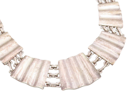 925 Sterling Silver Vintage Necklace Modernist Textured Wave Panel Choker NE4887