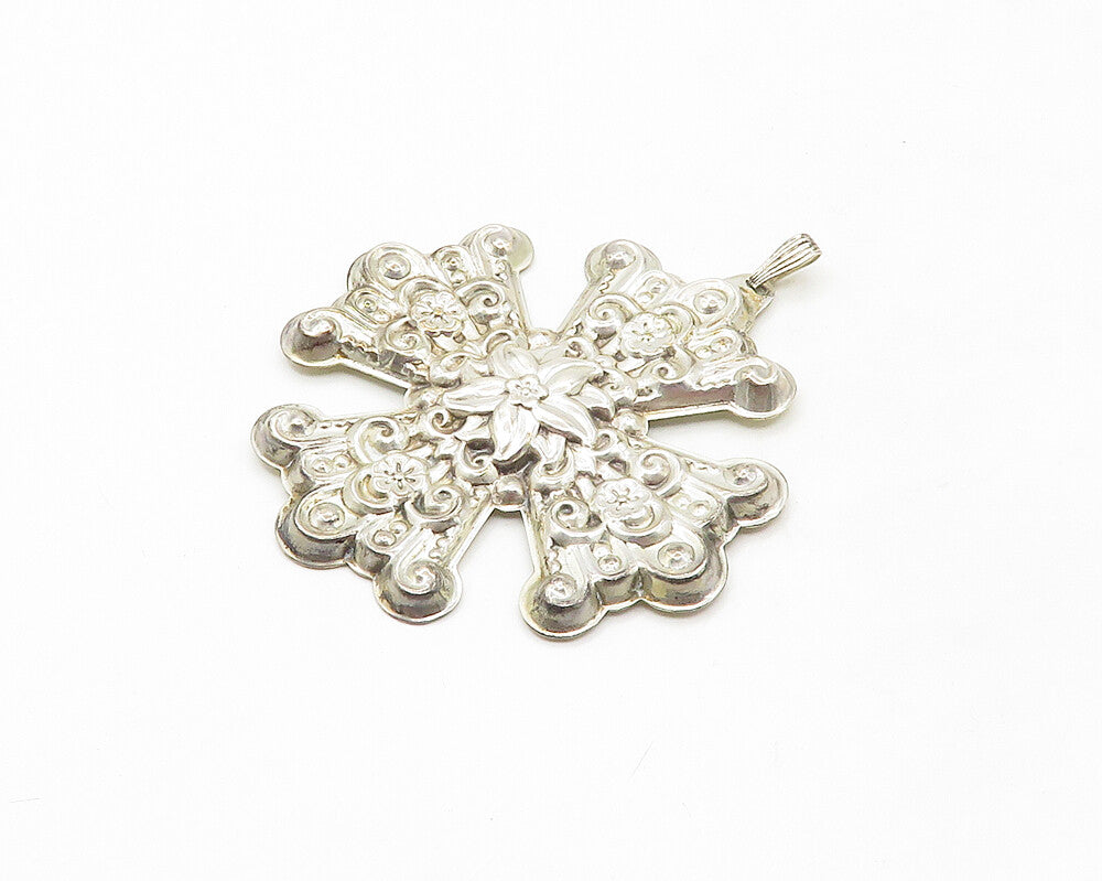 REED & BARTON 925 Sterling Silver   Vintage Christmas Cross Pendant  PT13817