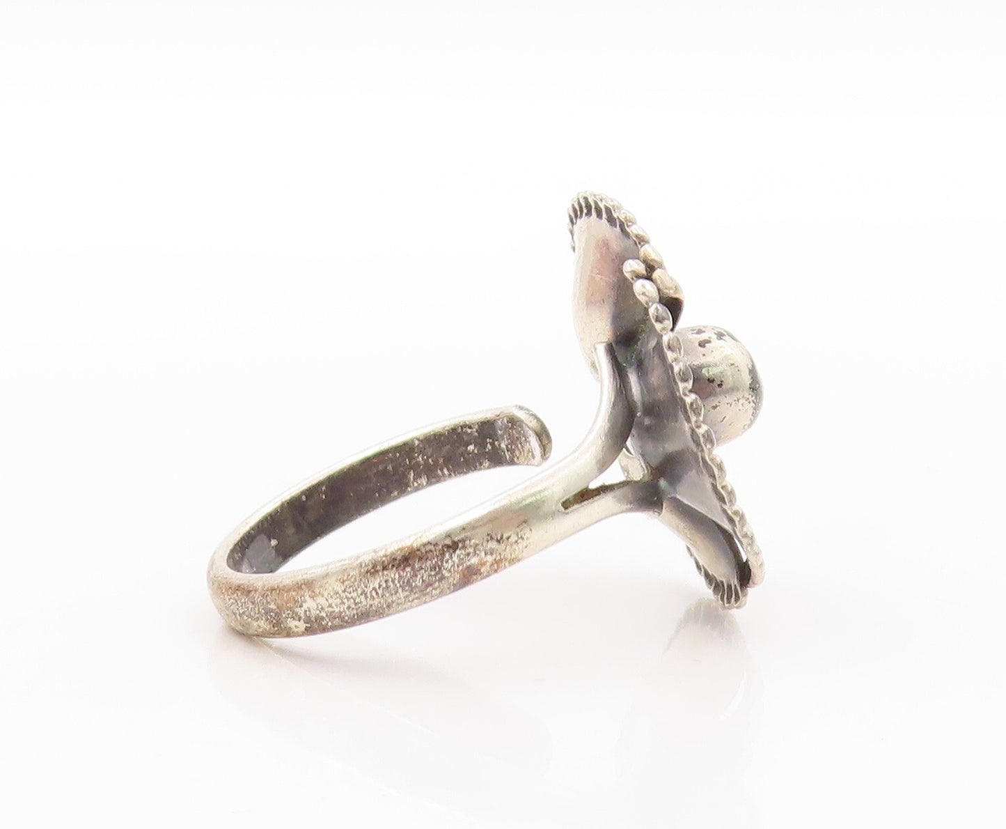 925 Sterling Silver Vintage Ring Dark Tone Cutout Grooved Flower  SZ 8  RG32007