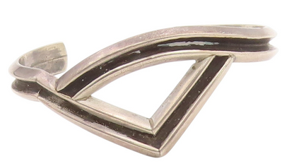 SOUTHWESTERN 925 Silver Vintage Raised Edge Pointed Cuff Bracelet BT9537