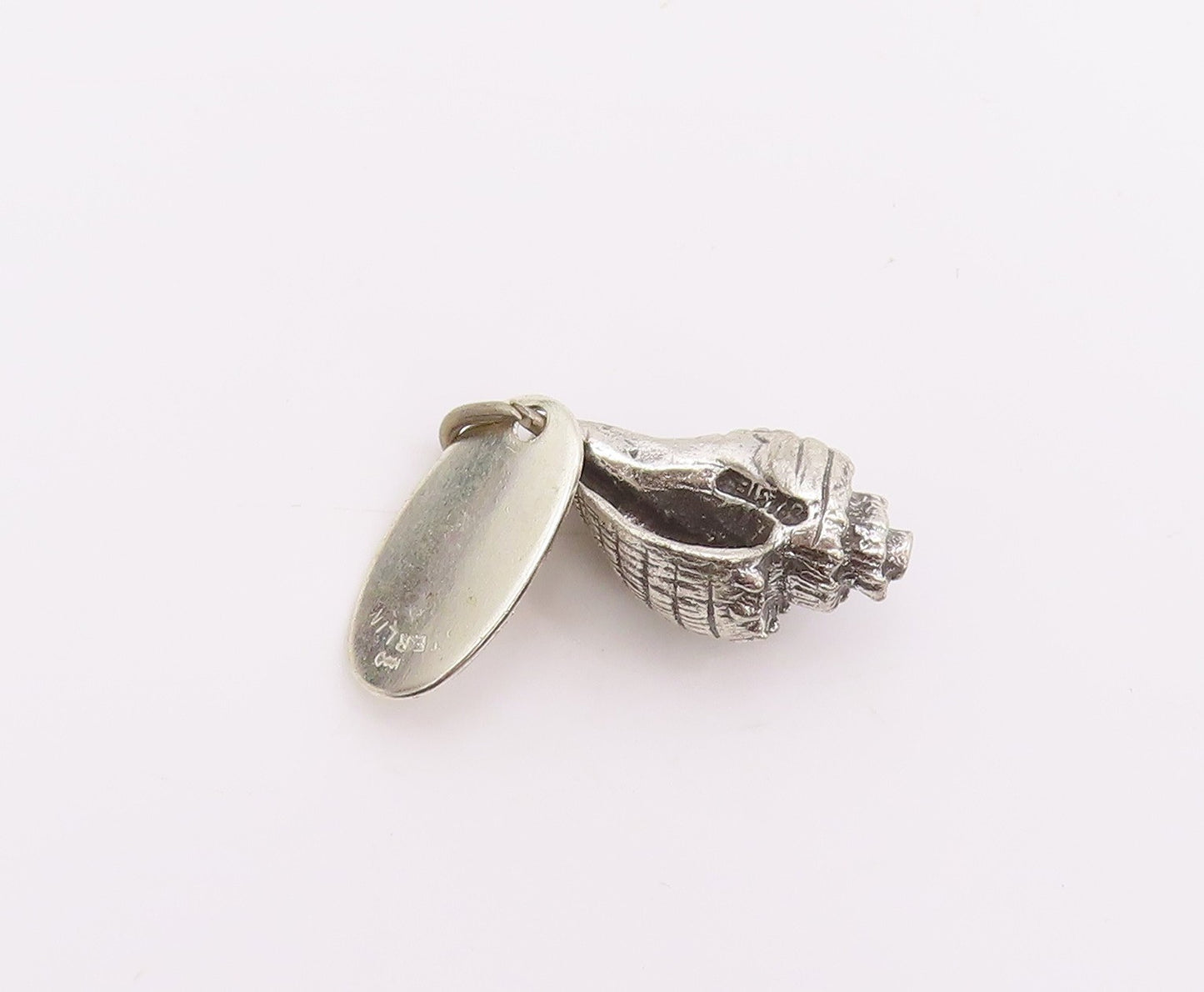 925 Sterling Silver Vintage Pendant Etched Spiral Conch Seashell Charm  PT26023