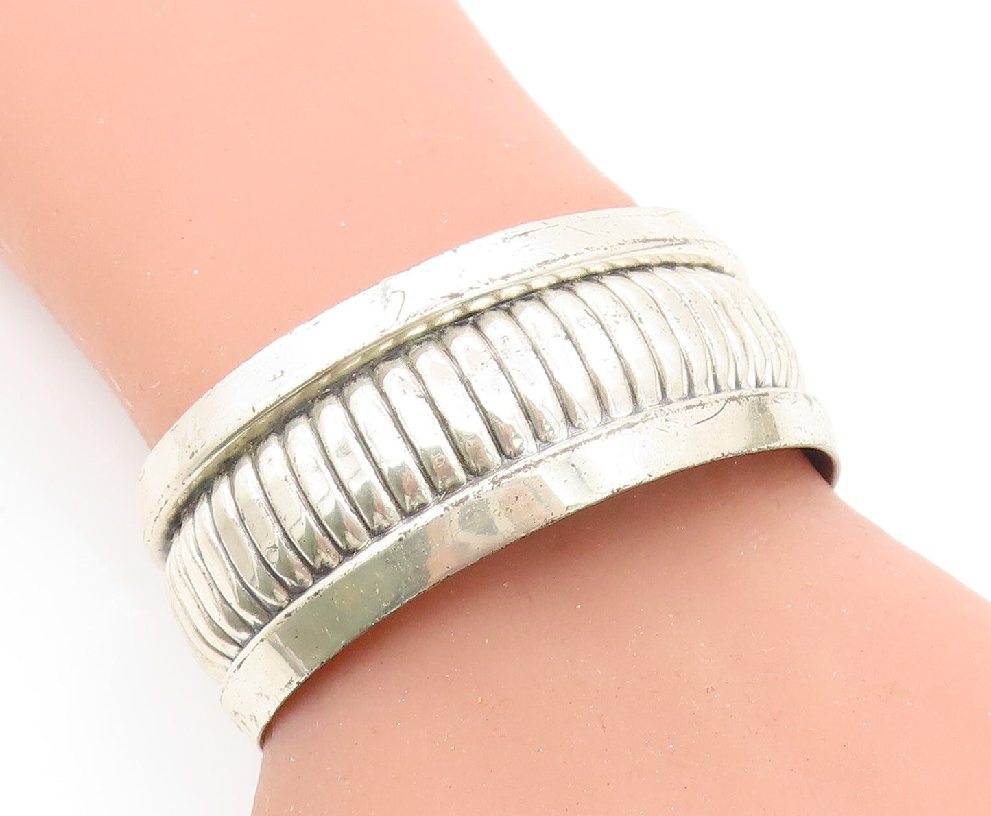 POST BELL TRADING 925 Sterling Silver  Vintage Fluted Cuff Bracelet  BT3199