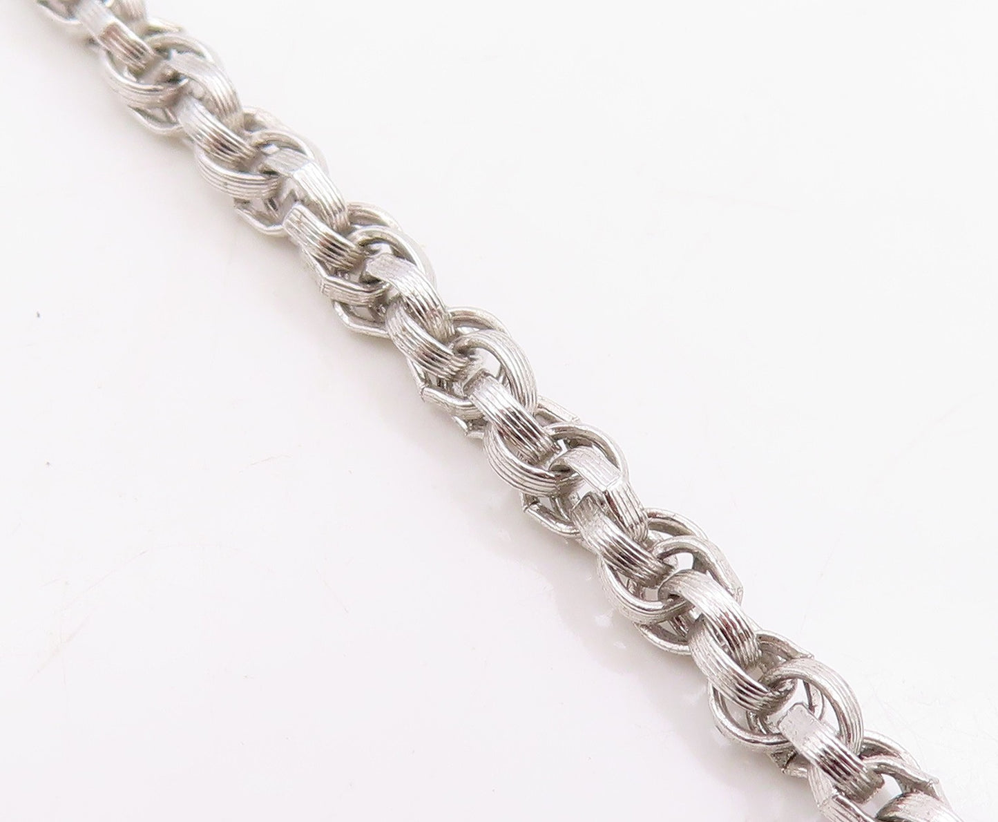 925 Sterling Silver Vintage Necklace Interlocking Round Link Cable Chain NE4742