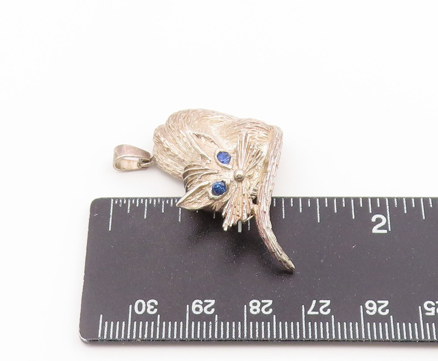 925 Sterling Silver Vintage Pendant Sapphire Eyed Sculpted Feline Charm  PT26598