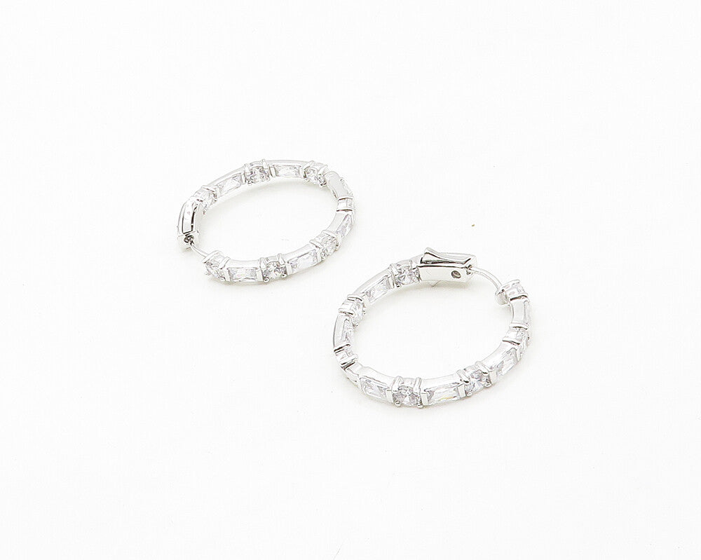 925 Sterling Silver   Sparkling Cubic Zirconia Round Hoop Earrings  EG8930