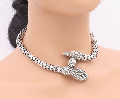 925 Sterling Silver  Vintage Shiny Hollow Snake Motif Chain Necklace  NE3722
