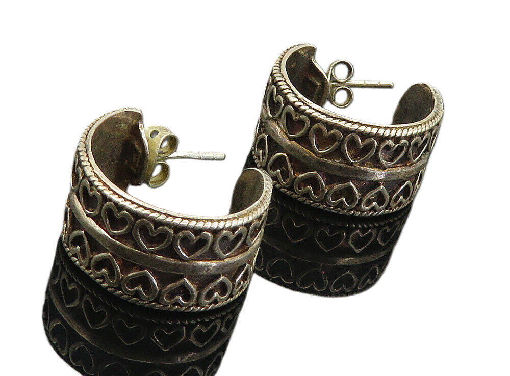 925 Sterling Silver  Vintage Love Heart Patterned JHoop Earrings  EG4529