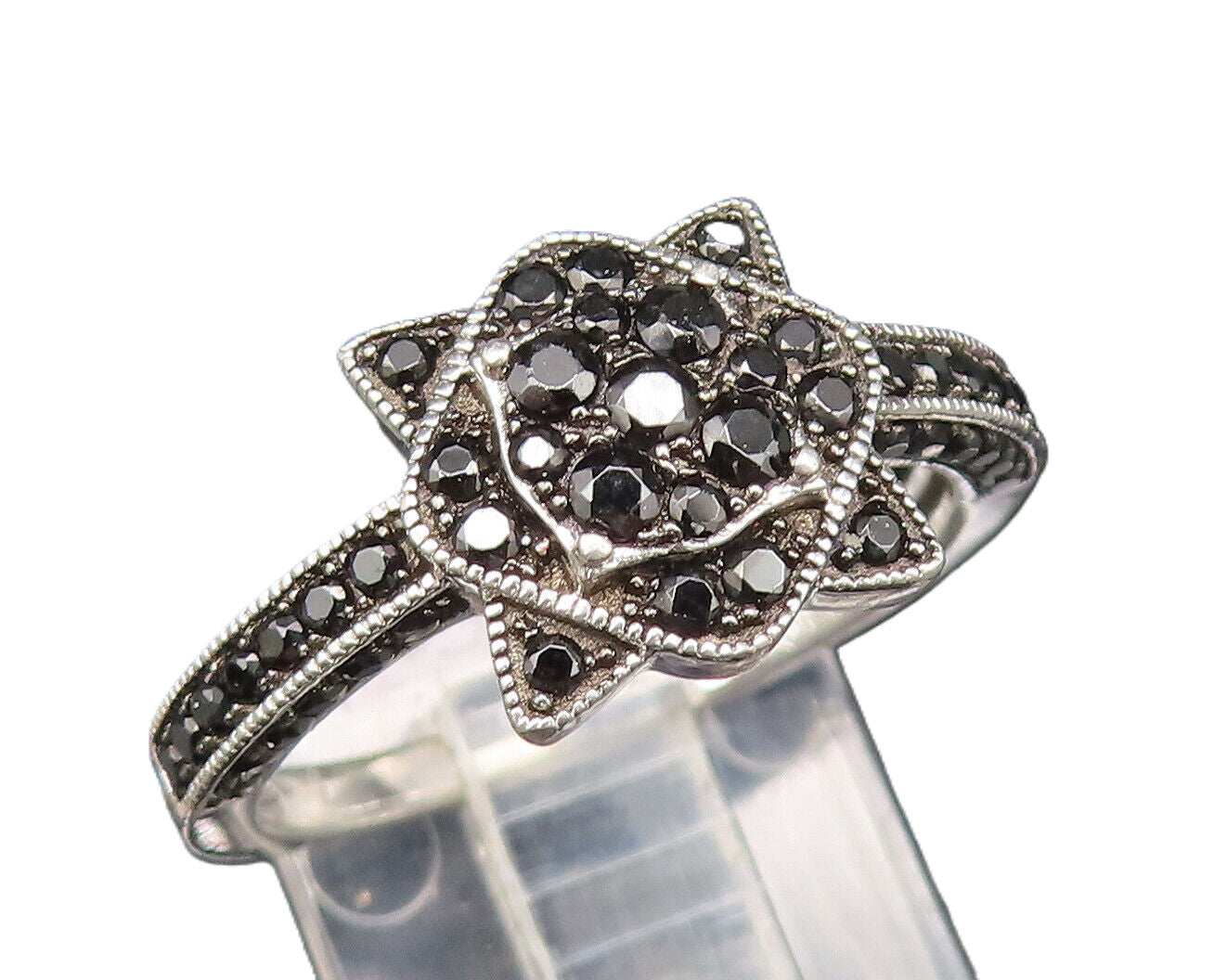 925 Silver  Vintage Shimmering Black Spinel Flower Motif Ring Sz 8  RG25701