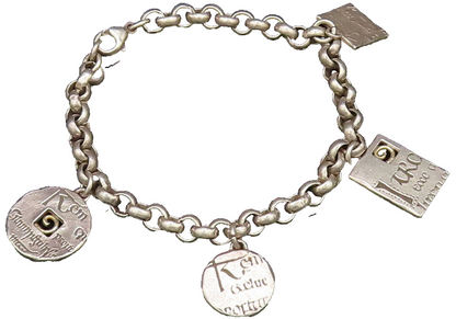 925 Sterling Silver  Vintage Two Tone Engraved Charm Bracelet  BT9550