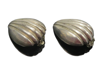 925 Sterling Silver  Vintage Shiny Scalloped Dome Non Pierce Earrings  EG6282