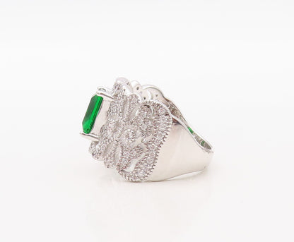 925 Sterling Silver Vintage Ring Designer Cutout White & Green CZ  Sz 7 RG30853