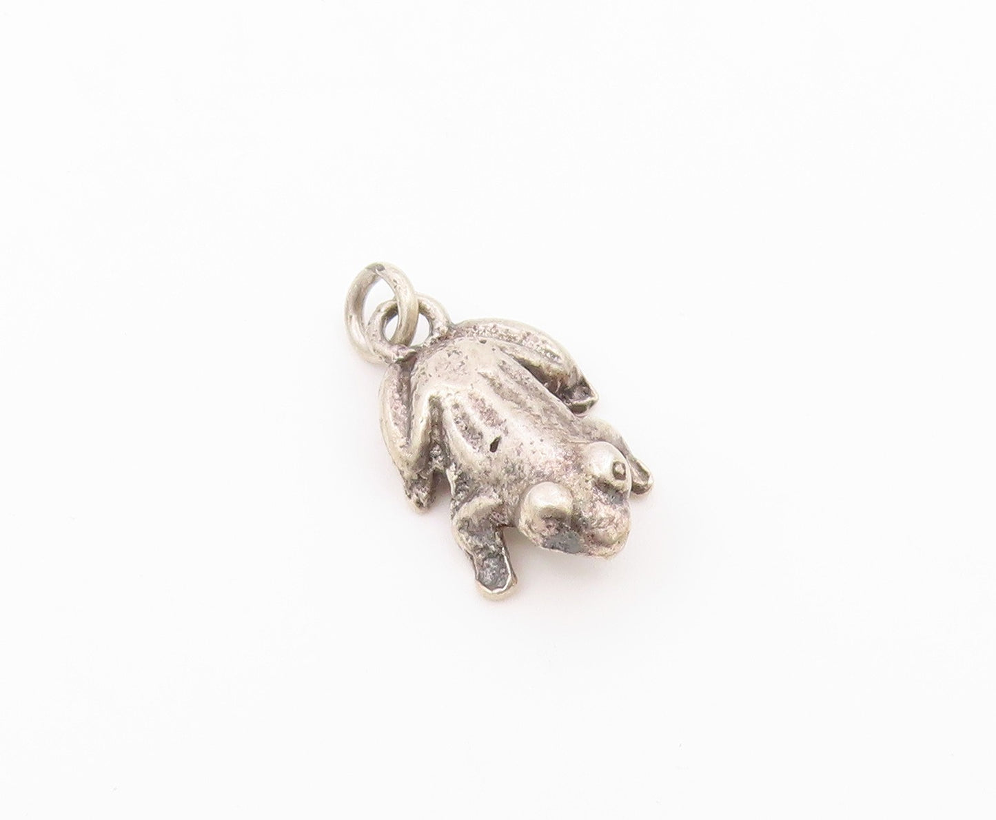 925 Sterling Silver  Vintage Petite Dark Tone Frog Motif Pendant  PT15897