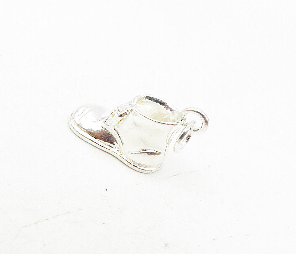 925 Sterling Silver  Vintage Shiny Old Fashioned Shoe Boot Pendant  PT6708