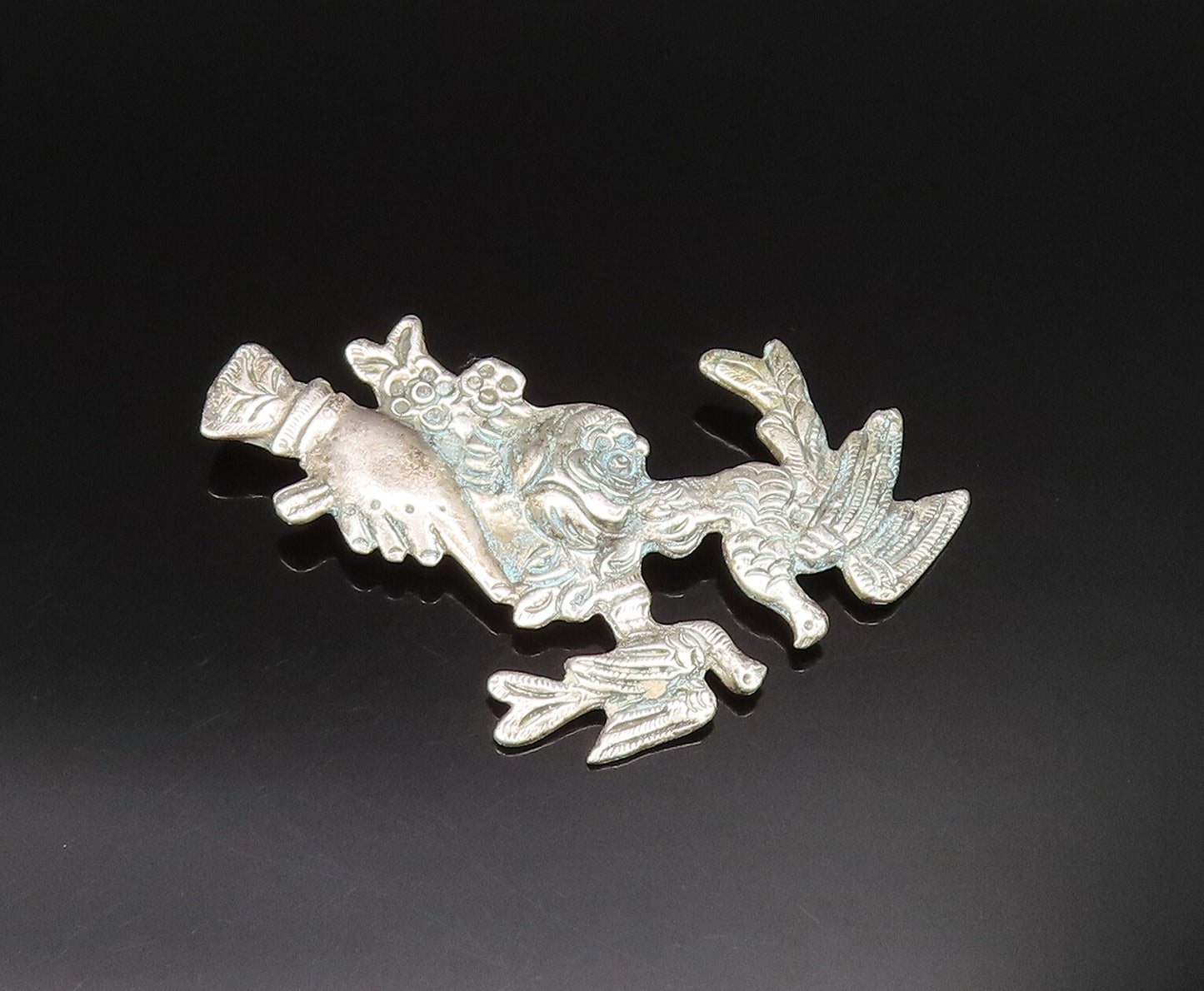 925 Silver  Vintage Antique Hand Holding Flower & Dove Birds Brooch Pin BP9573