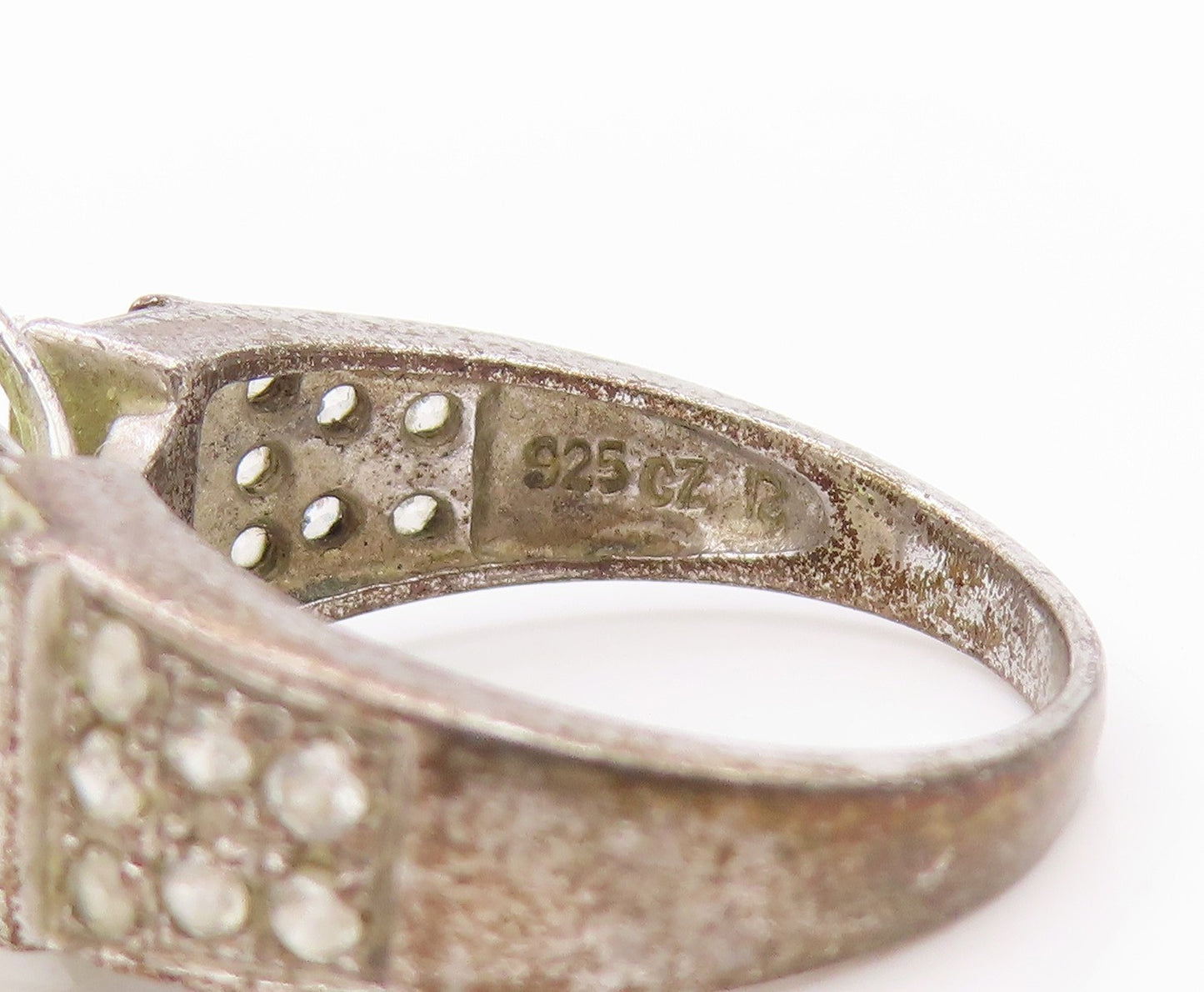 925 Sterling Silver Vintage Ring Green CZ & White Topaz Band  Sz 8  RG33369