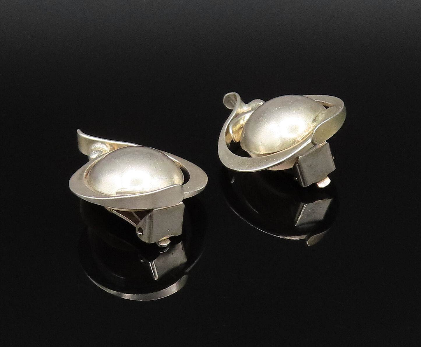 SAMI ZILKA 925 Silver  Vintage Wrapped Bead Dome Non Pierced Earrings  EG12090