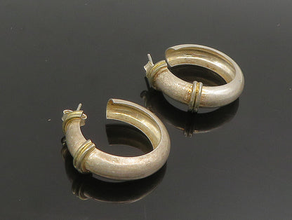 925 Sterling Silver  Vintage Minimalist Ringed Hoop Earrings  EG11676