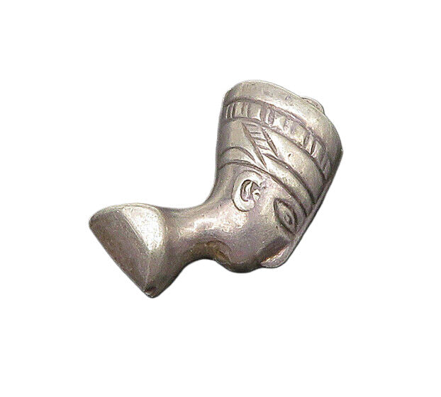 925 Sterling Silver  Vintage Egyptian Queen Nefertiti Hollow Pendant  PT17199