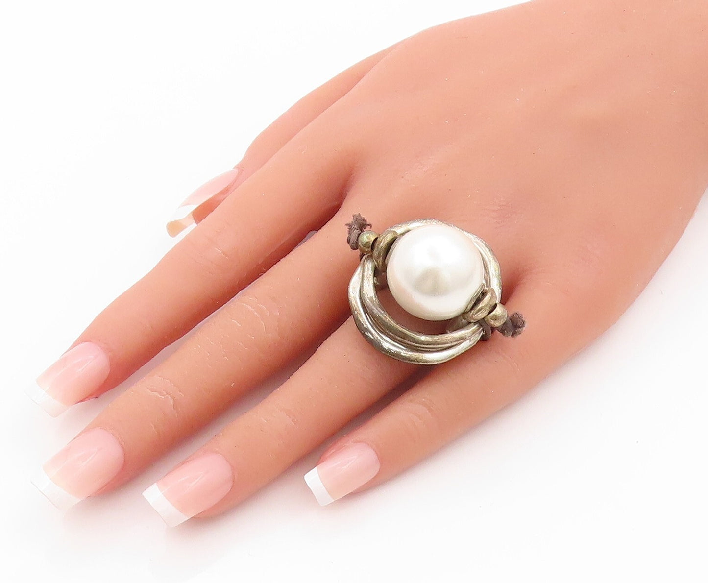 925 Sterling Silver Vintage Ring UNO DE 50 Large Cutout Pearl  Sz 7.5  RG31463