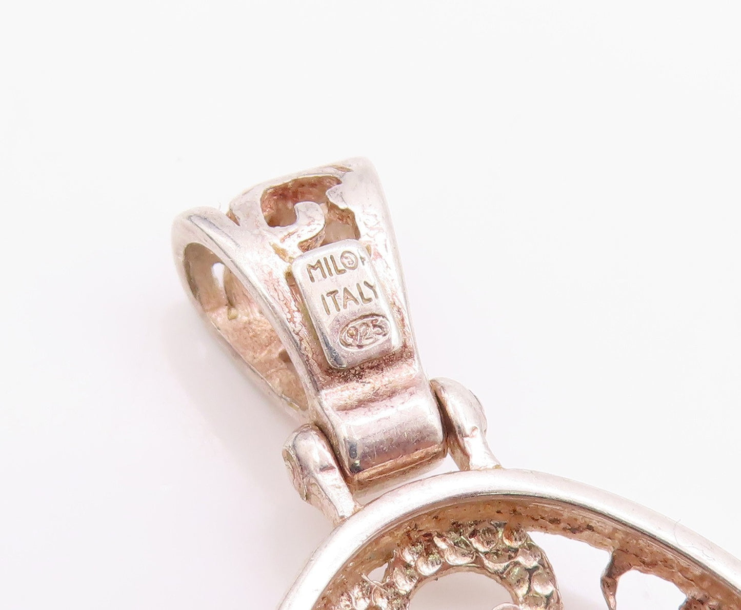 925 Sterling Silver Vintage Pendant Oval Open Work Swirly Floral Cut Out PT24820