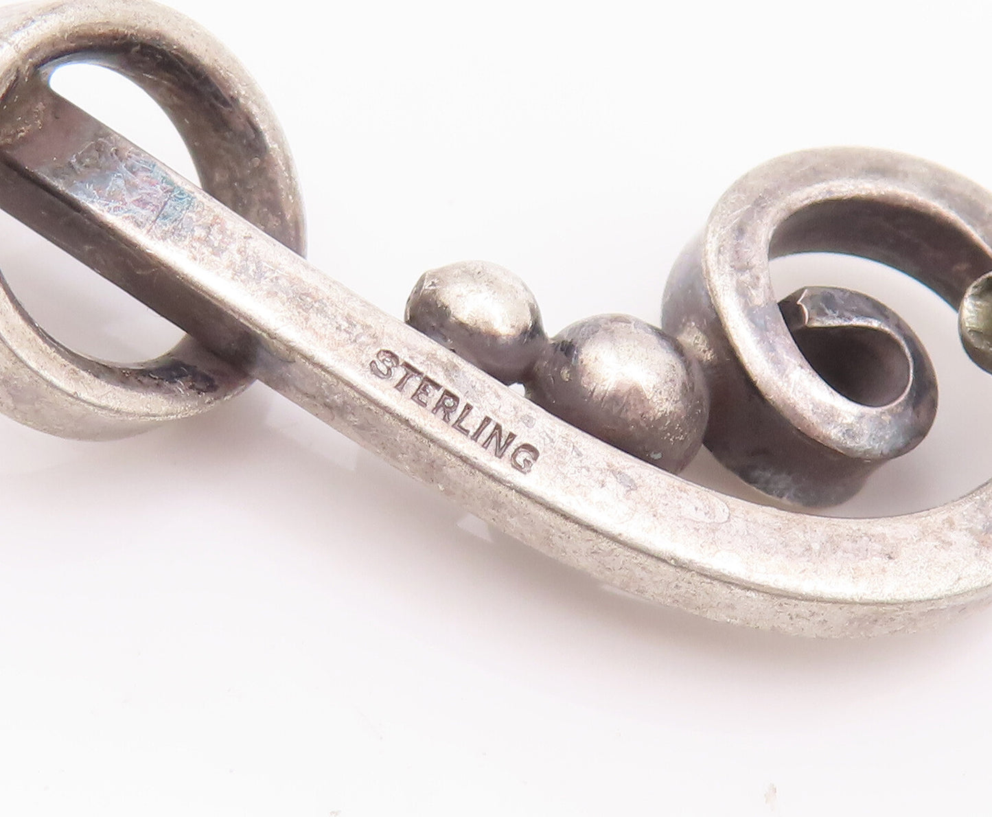 925 Sterling Silver Vintage Brooch Pin Antique Swirly Carved Beaded  BP10650