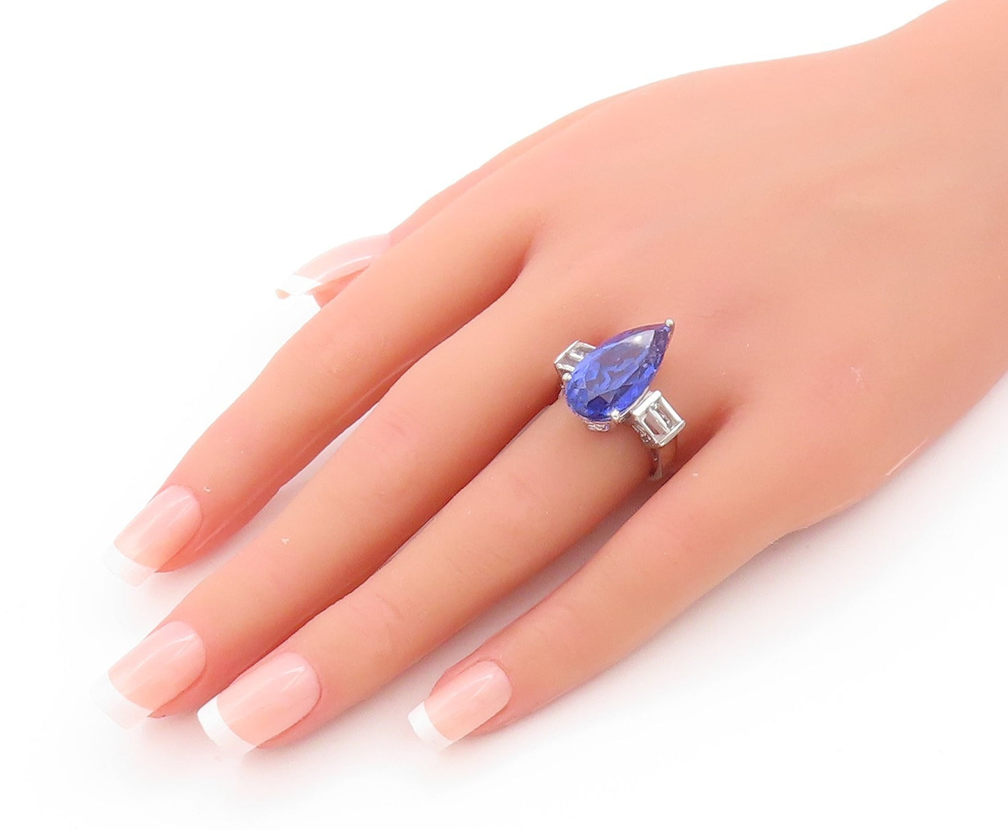 925 Sterling Silver Vintage Ring Drop Cut Blue & White CZ  Sz 6  RG32926