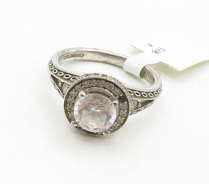 925 Sterling Silver  Vintage Shiny Cubic Zirconia Band Ring Sz 6.5  RG16065