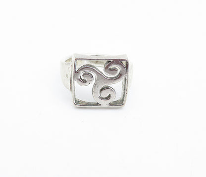 925 Sterling Silver  Vintage Shiny Triskelion Square Band Ring Sz 8  RG3955