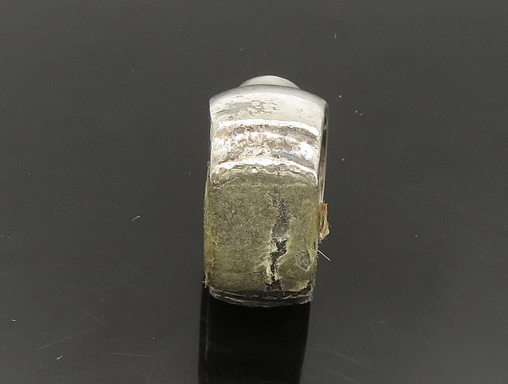 925 Sterling Silver  Vintage Shiny Modernist Amethyst Band Ring Sz 5  RG24132