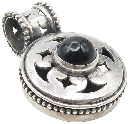 925 Sterling Silver  Vintage Cabochon Cut Black Onyx Floral Pendant  PT9291
