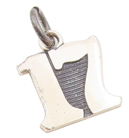 925 Sterling Silver  Vintage Petite Shiny 17 Birthday Pendant  PT18448
